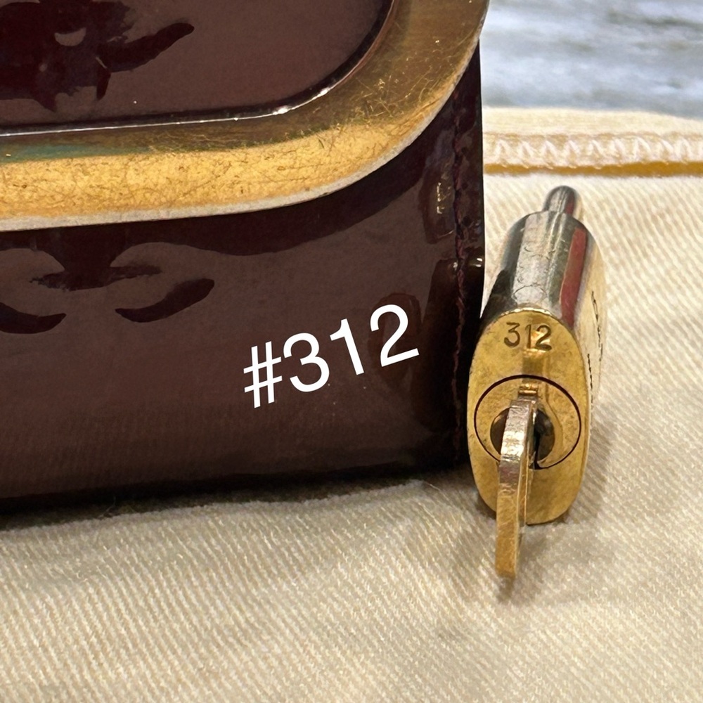 #300 Series Louis Vuitton Authenticated Brass Padlock Sets - Picture 2 of 13
